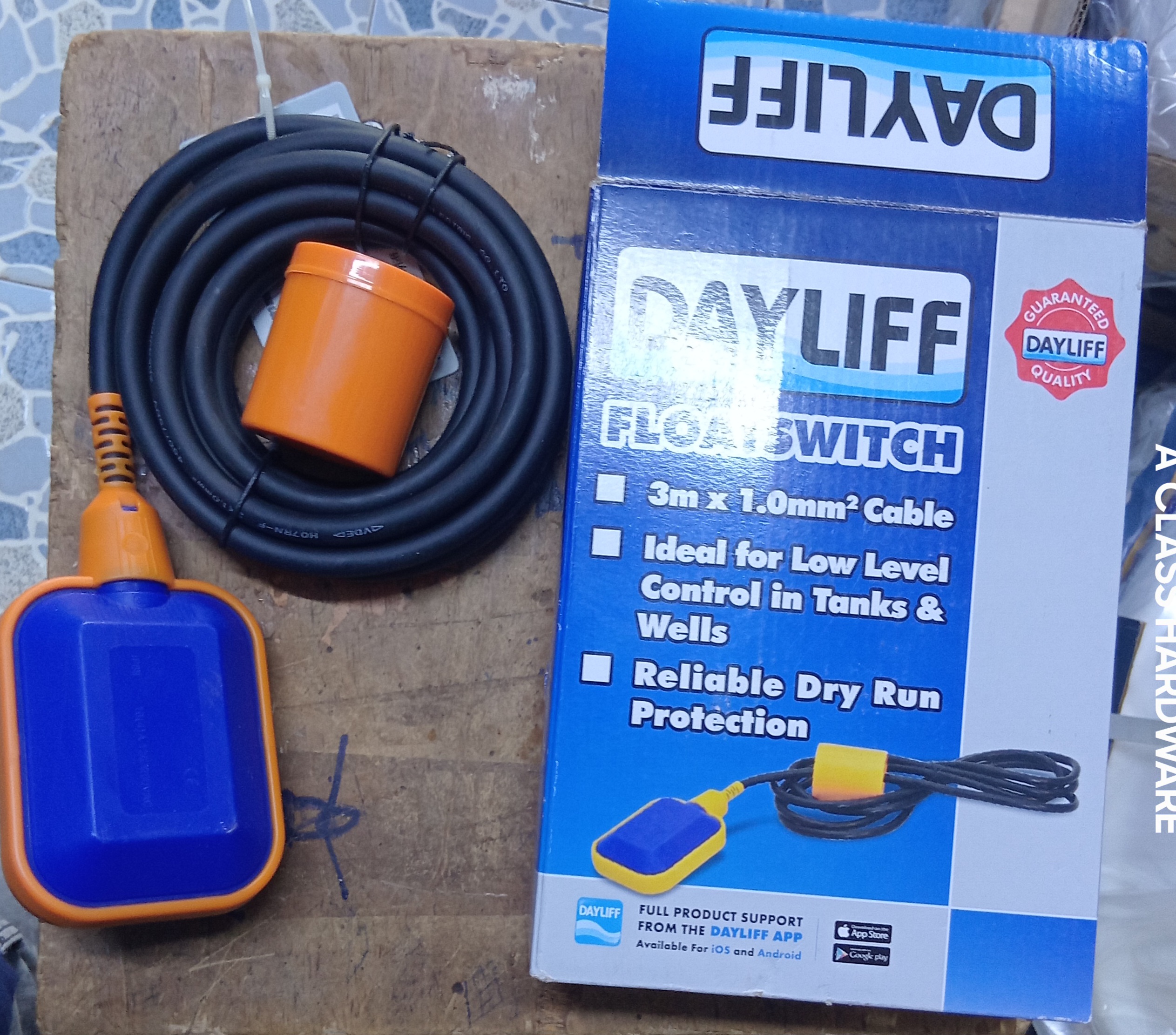 DAYLIFF FLOATSWITCH